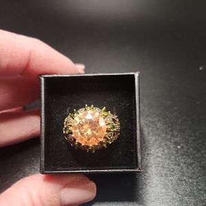 Elegant Gold and Orange Gemstone Ring size 10